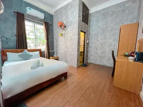 Amy Hostel Hue - Image 3