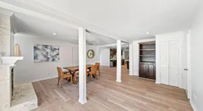 Sprawling estate with private pool and game room and guest house - Image 4