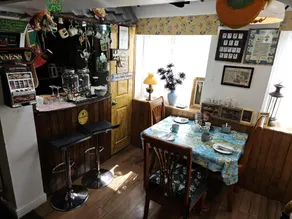 Rose Marie Guest House - Image 2