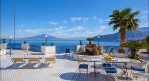 Villa La Terrazza Suites - Image 4