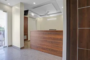 Collection O Raksha Inn Near PVR Ansal Plaza Greater Noida - Image 2