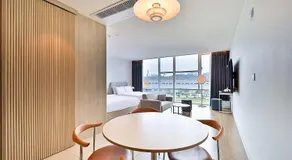 Browndot Signature Hotel - Image 2