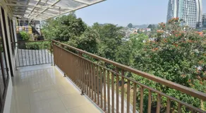 Kerinci Hill Holiday Home, Dago Golf (for families only) - Image 5