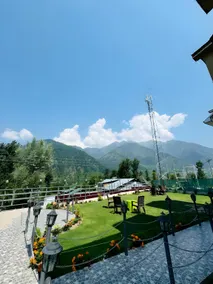 Frosty Mountain Resort - Image 3