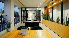 Travelbee Airport Inn - Image 5