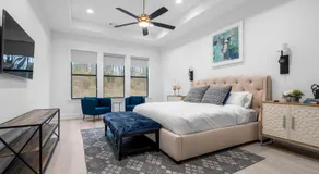 Modern Retreat | 12 min-Oaklawn | BBQ GRILL - Image 2