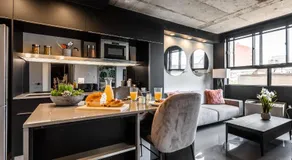 Pierce Boutique Apartments by Simplissimmo - Image 5
