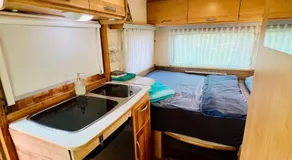Karavan v březovém háječku - Image 5
