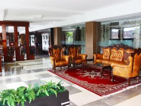 Albis Hotel - Image 3
