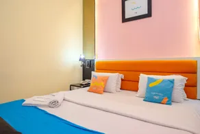 Sans Hotel International Surabaya - Image 2