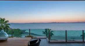 Luxury Penthouse - Stunning Views - Image 5