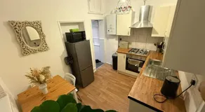 Hammersmith One-Bedroom Garden Apartment - Image 4