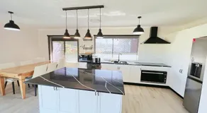 Golden Retreat - Image 5