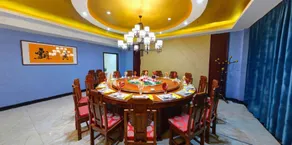 xinlianlanouHotel - Image 4