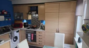 2-bed spacious apartment - Image 3