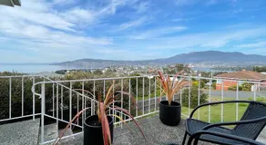 Bella Vista on Beach - Image 4
