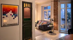 Charming Södermalm Apartment with Brick Walls - Image 2