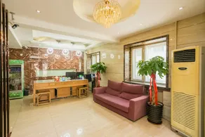 Qicai Holiday Hostel - Image 5