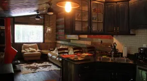The Guest House - Image 2