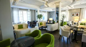 Hotel Monarch - Image 2