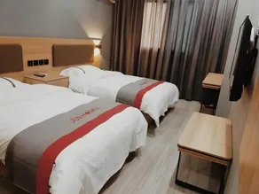 Jun Hotel Henan Sanmenxia Dennis Plaza - Image 2