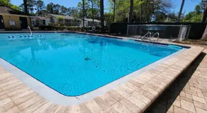 Comfortable Townhome 2BR 1-5BA - Near UF & Shopping Dining - Image 3