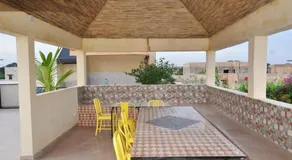 Superbe villa avec piscine à Mbour - Image 3