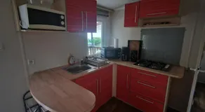 Mobil-home avec grande terrasse - Image 5