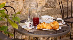 Gran Caffè Bed - Image 5