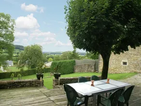 Rustic Holiday Home in Saint-Geniez-d'Olt with a Garden - Image 5