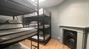 Queen Elizabeth Hostel - Image 2