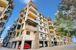 OYO Flagship Happy Inn - Image 4