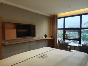 Jin Hong Hotel (Wuyue Plaza Branch) - Image 2