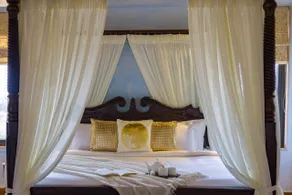 ELIVAAS The Kanota Retreat 4 BHK Villa Near Kanota Dam With Pvt Pool & Hill Views - Image 2