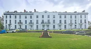 North Devon Luxe Gem for 4, 2 Ensuite Beds, Elegantly Renovated Sea Nearby - Image 3