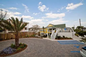 The Georgianne Manor by Tybee Vacation Rentals - Image 4