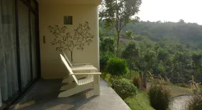 Hi-scene Resort - Image 3
