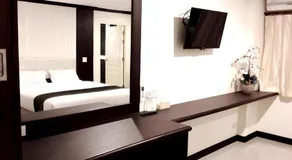 The Capital Hotel - Image 3