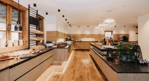 ALMGUT - Mountain Wellness Hotel - Image 4