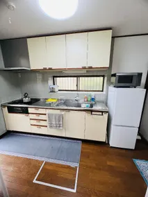 KM HOUSE - Image 4