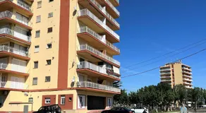 Wohnung Sant Pere Pescador - Pool & Wifi, Terrasse Feldaussicht - Image 5