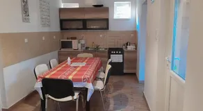 Vörösmarty Apartman - Image 2