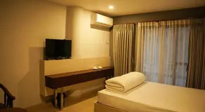 White Leaf Resort - Green River View Resort - Image 2