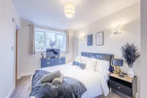 Centrally Located Bromley Home - Image 5