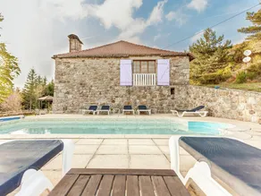 Charming Farmhouse in Cros-de-Georand - Image 3