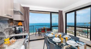 Islet Promenade Seafront Aparthotel - 1 Bedroom Apartments with sea view balcony by Getawaysmalta - Image 4
