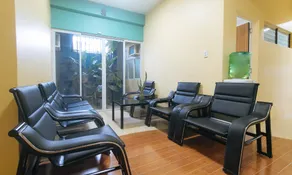 CM Apartelle Iloilo International Airport by RedDoorz - Image 5