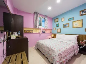 Sunrise Champs Hostel - Image 3