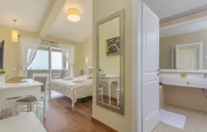 Villa Sterpazzi for 8 people near Poreč with 38 m2 heated pool, sea view & wellness - Image 4