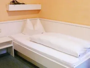 Hotel Löwen-Weinstube - Image 2